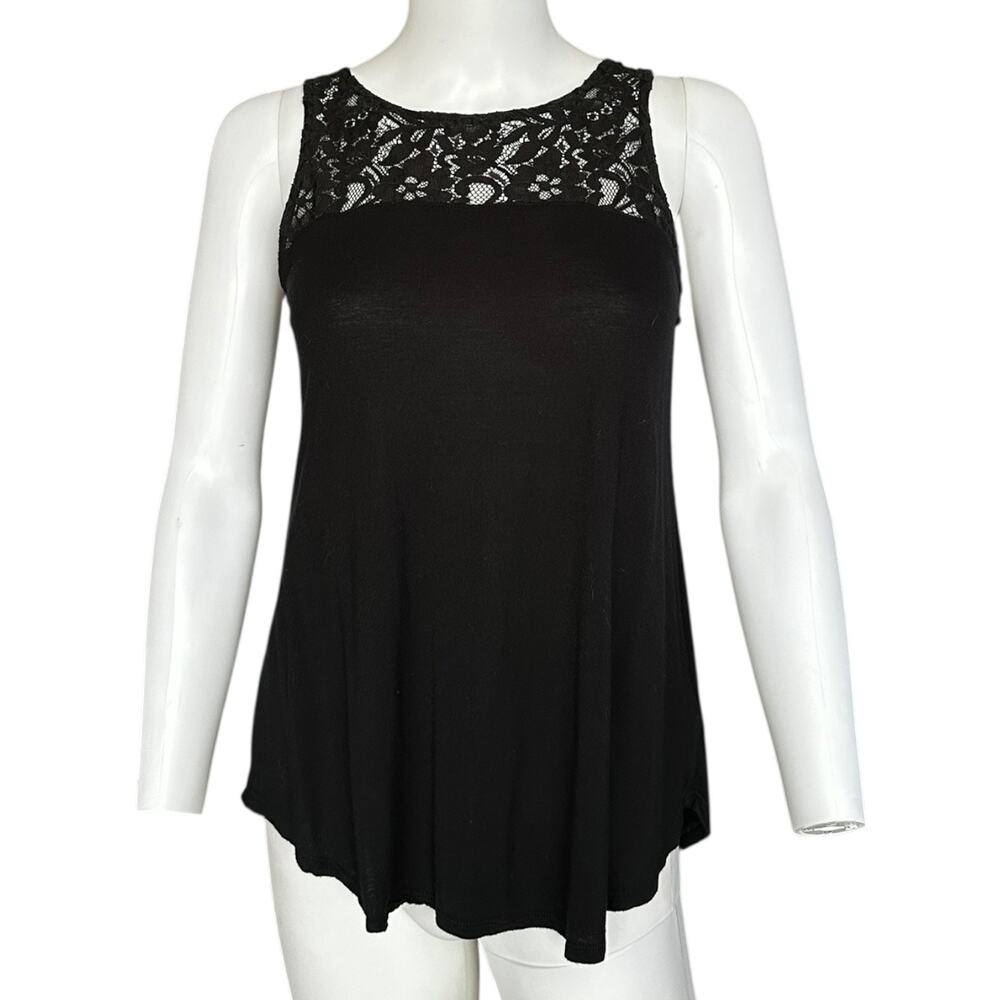 Old navy extra small cami black sleeveless top lace trim detailing